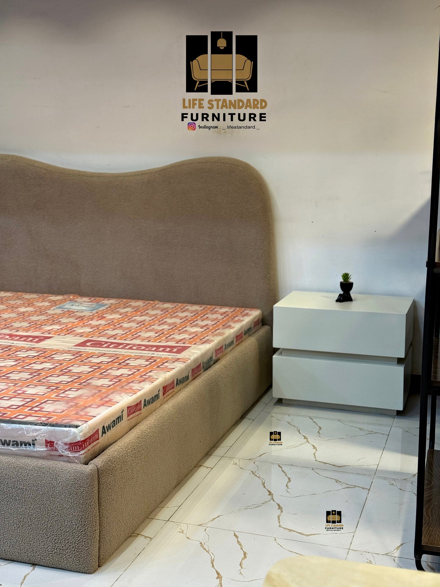 Modern Upholstered Bed with Deco-Painted Side Tables – A Blend of Comfort, Luxury & Functionality
