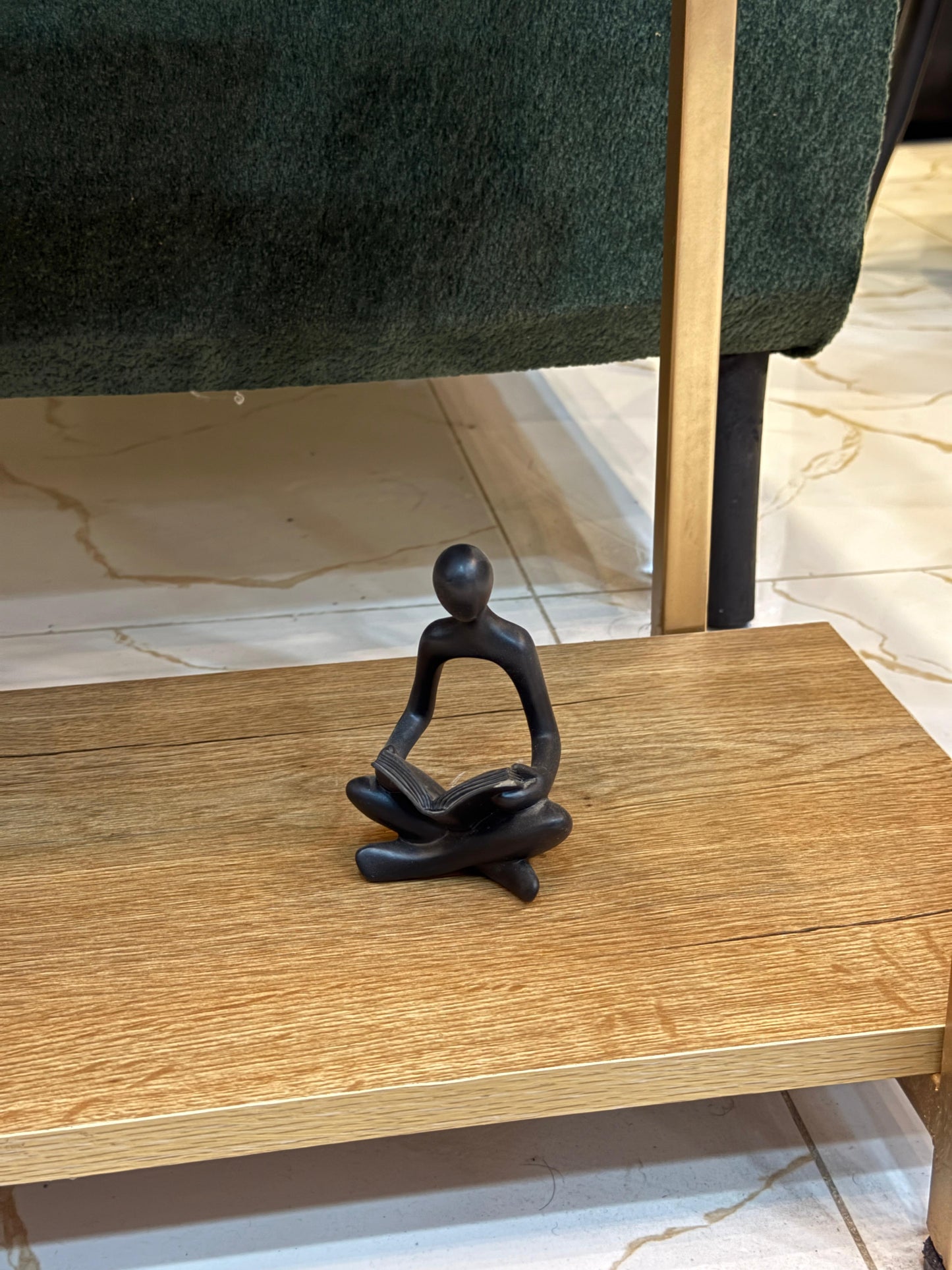 Minimalist ‘Reading Man’ Sculpture – White &amp; Black Options