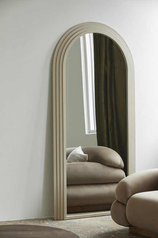 Luxury Full-Length Arched Mirror – Modern Decorative Statement Piece ( Dimensions 2.5ft x 6ft )