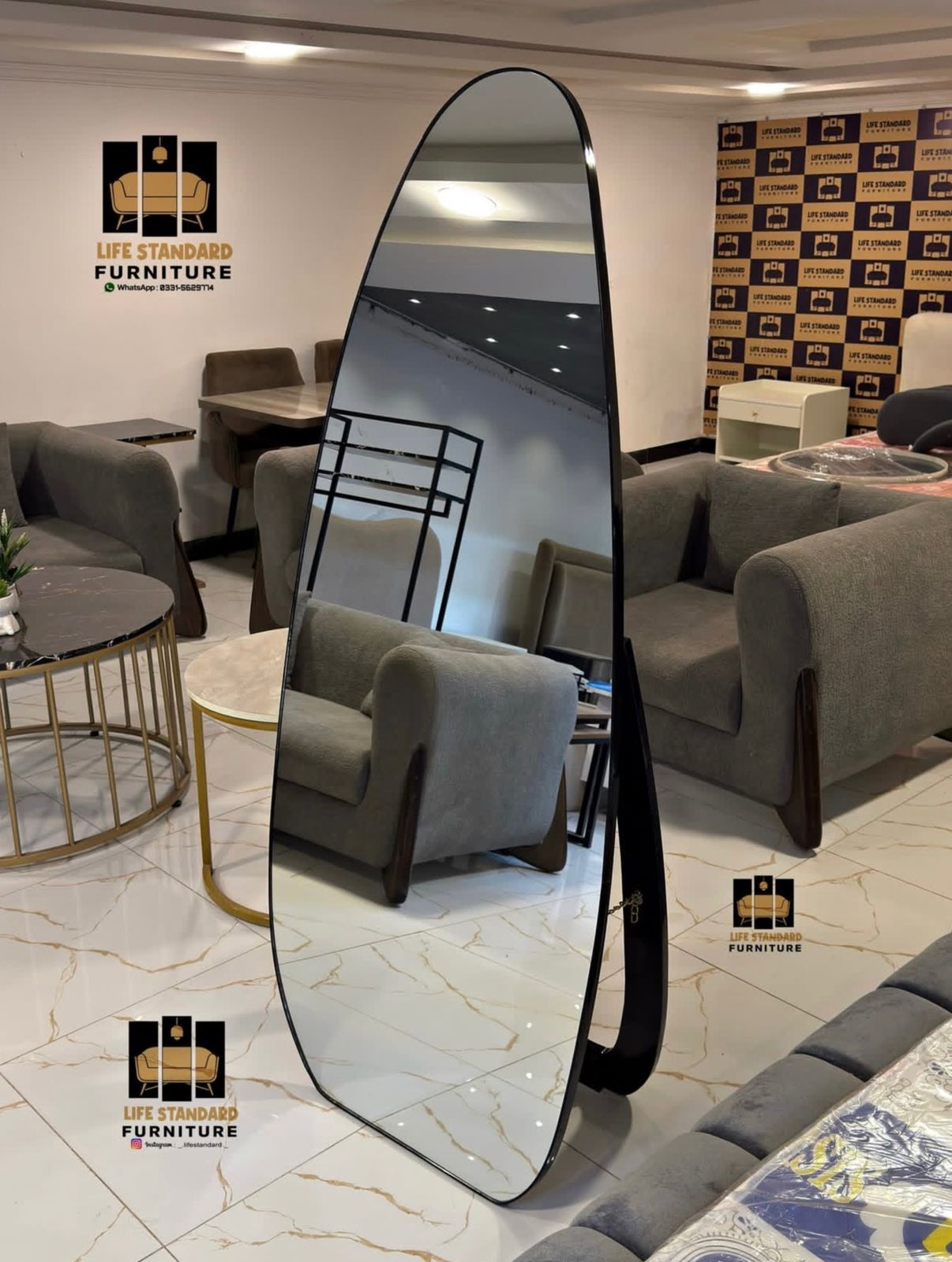 Premium Full-Length Standing Mirror  Modern Elegance for Your Space🪞