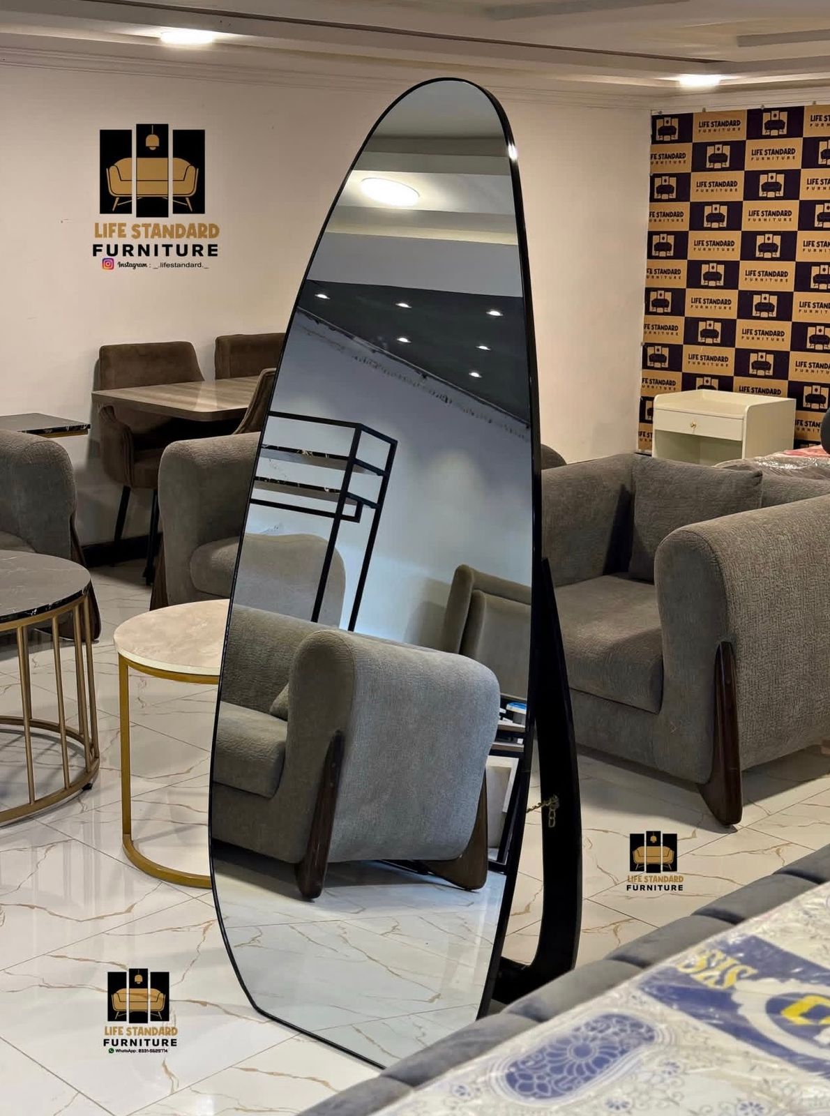 Premium Full-Length Standing Mirror  Modern Elegance for Your Space🪞